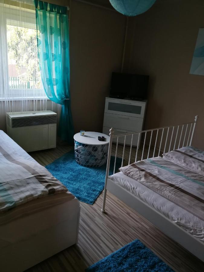 Zso-Ze Apartman Tiszafüred Exterior foto
