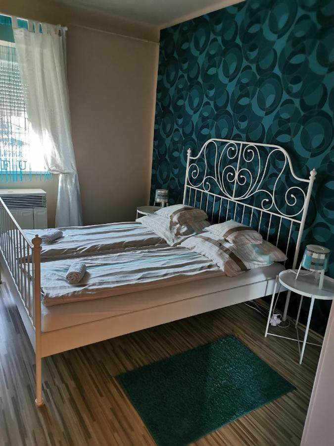 Zso-Ze Apartman Tiszafüred Exterior foto