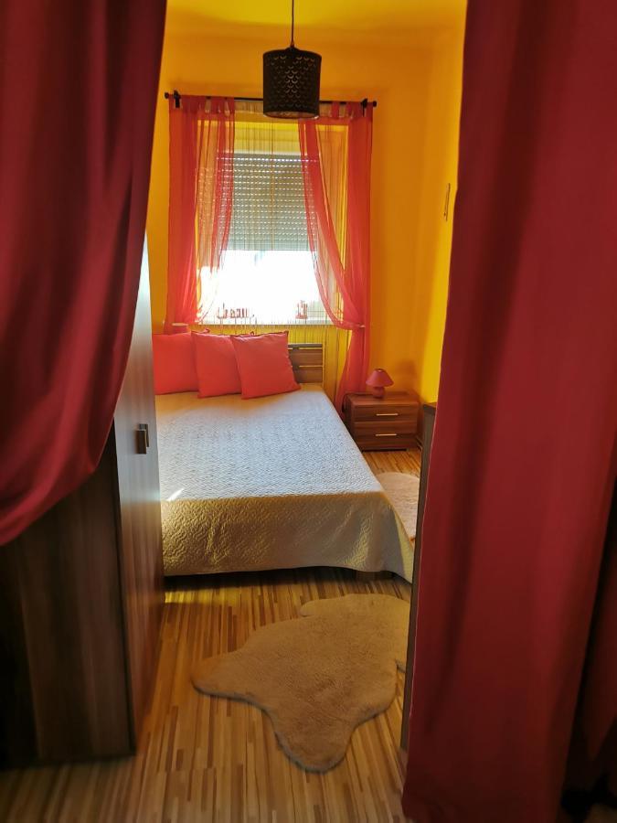 Zso-Ze Apartman Tiszafüred Exterior foto
